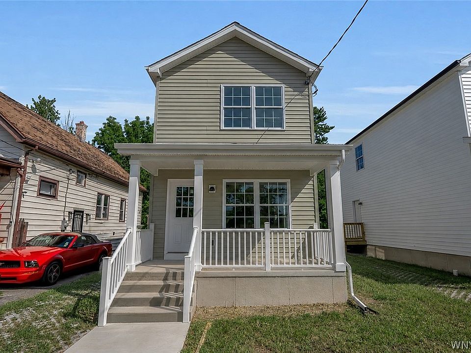 1st image of 762 E Amherst St