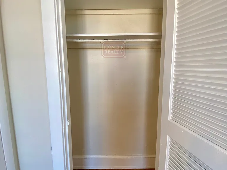 3110 Kensington Ave #8 — Photo 22