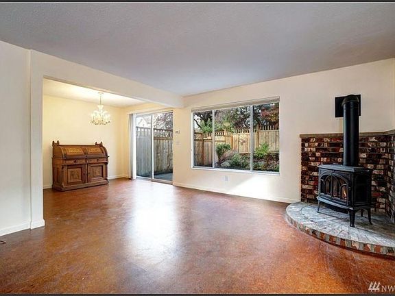 2nd image of 912 NW 58th St #1