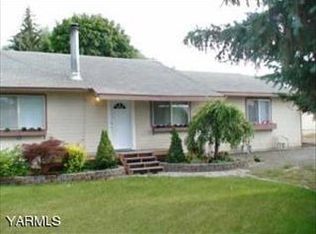 9202 Wide Hollow Rd, Yakima, WA 98908
