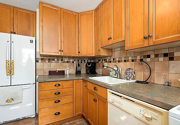 3rd image of 74-50 220th St #1