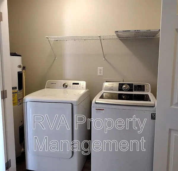 6105 Varina Point Ln — Photo 3