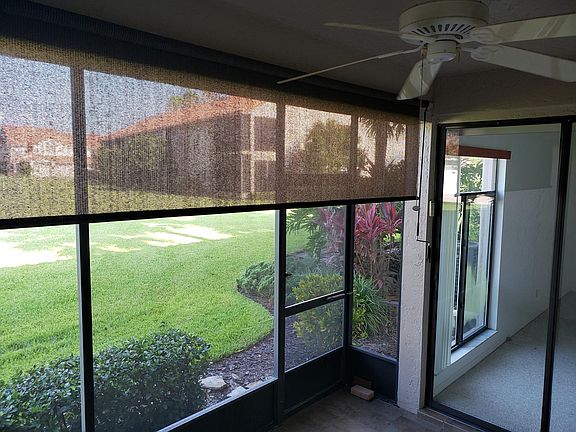 3rd image of 902 Royal Palm Cir