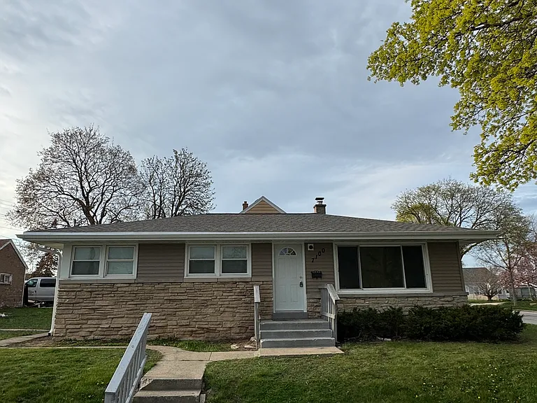 7100 W Fiebrantz Ave — Photo 11