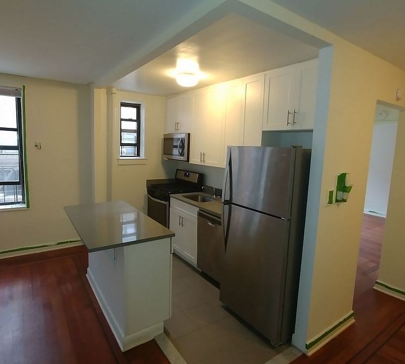 1st image of 7210 41st Ave APT 4S
