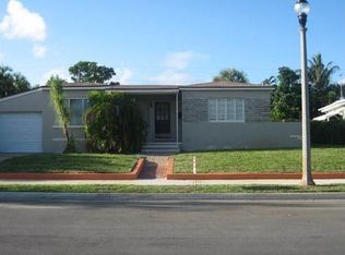 359 Nathan Hale Rd, West Palm Beach, FL 33405