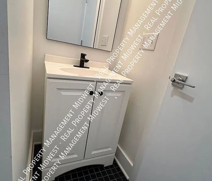 100 E McMicken Ave #3B — Photo 16