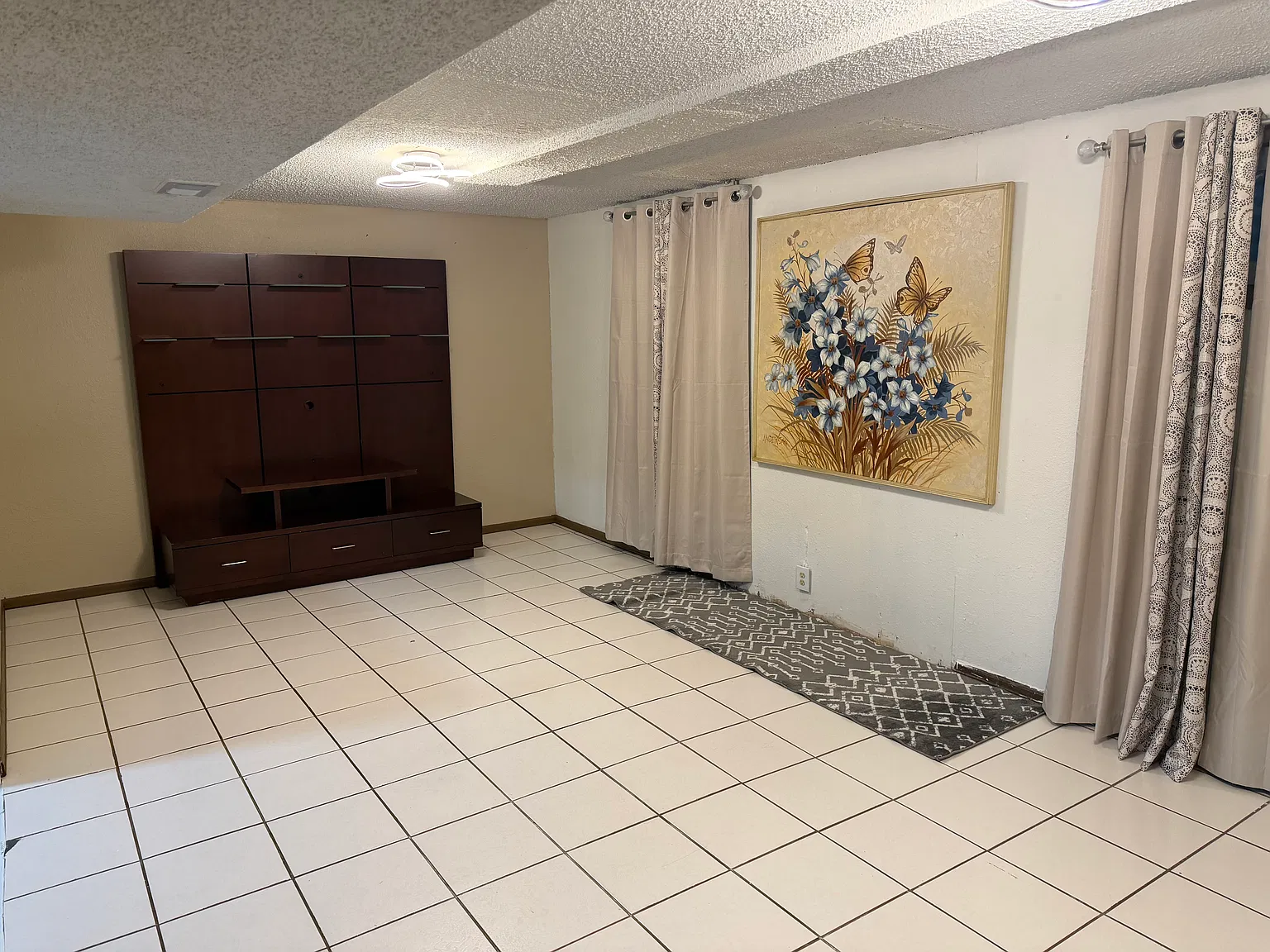 2 bed, $1,800 — Photo 4
