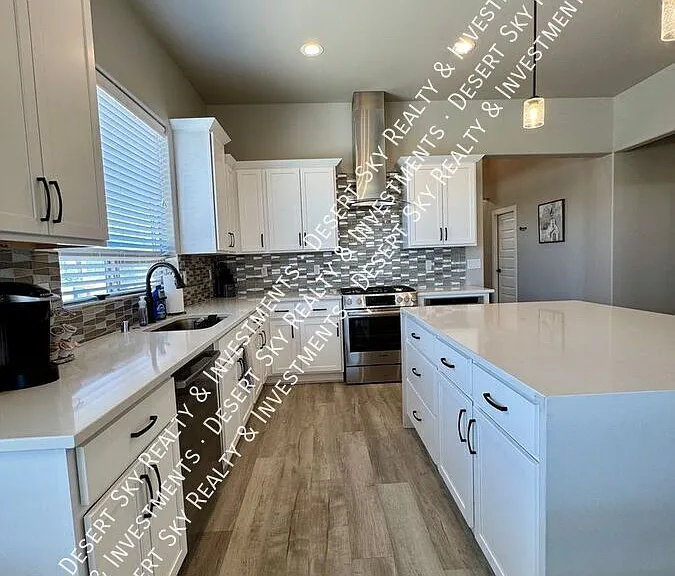 6132 Andromeda Loop — Photo 8