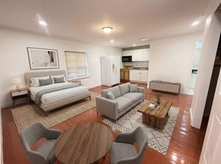 29 Prospect St, Palisades Park, NJ 07650