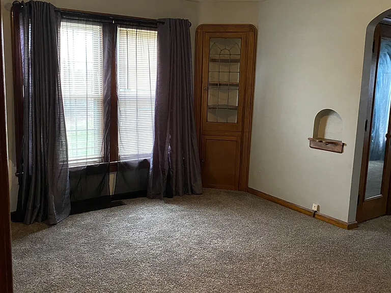 19100 Lake Shore Blvd #1 — Photo 11