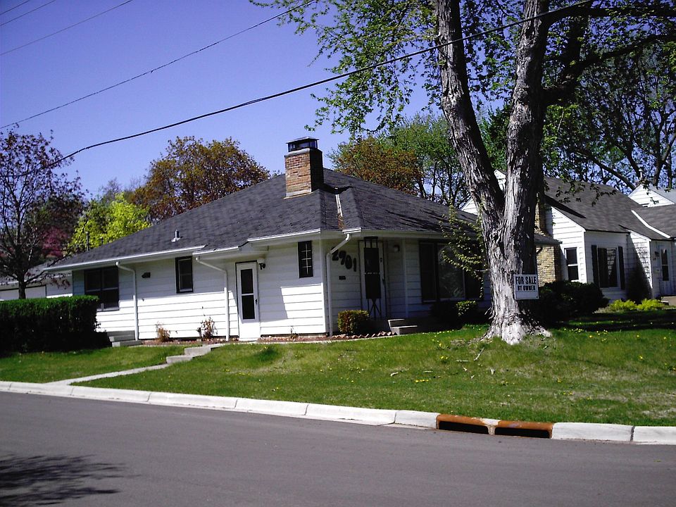 2nd image of 2701 York Ave N