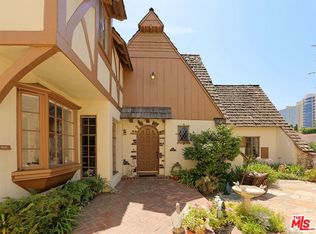 10666 Wellworth Ave, Los Angeles, CA 90024