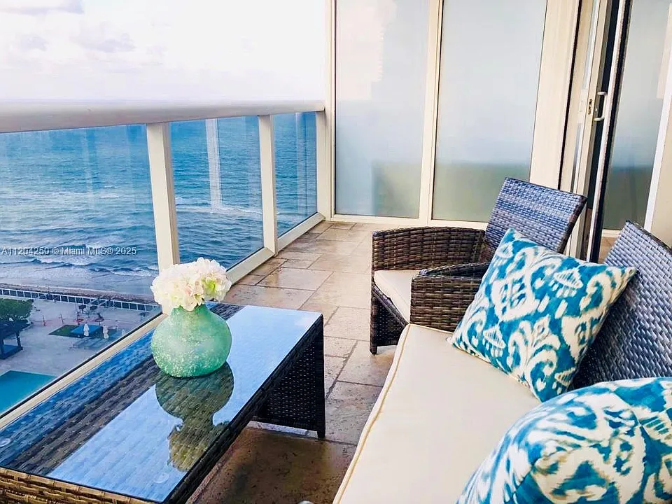 1830 S Ocean Dr #1709