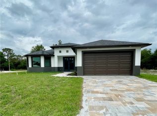 452 Poplar St, Lehigh Acres, FL 33974