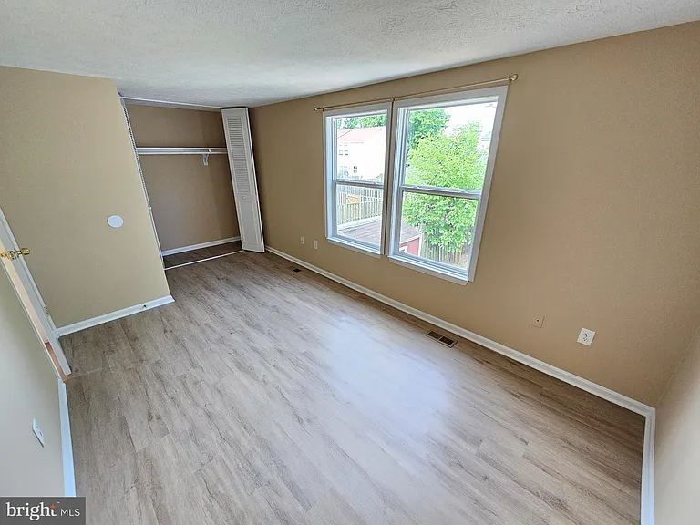 509 Beebe Ct — Photo 24