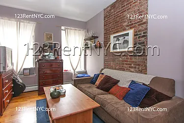 Rented by 123RentNYC.com