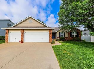 2609 Fieldstone Dr, Maryville, IL