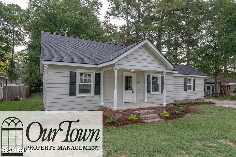 3 bed, 2.0 bath, 1262 sqft, $1,800 — Photo 1