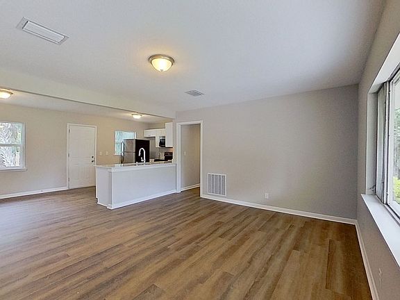 5th image of 5218 Seaboard Ave