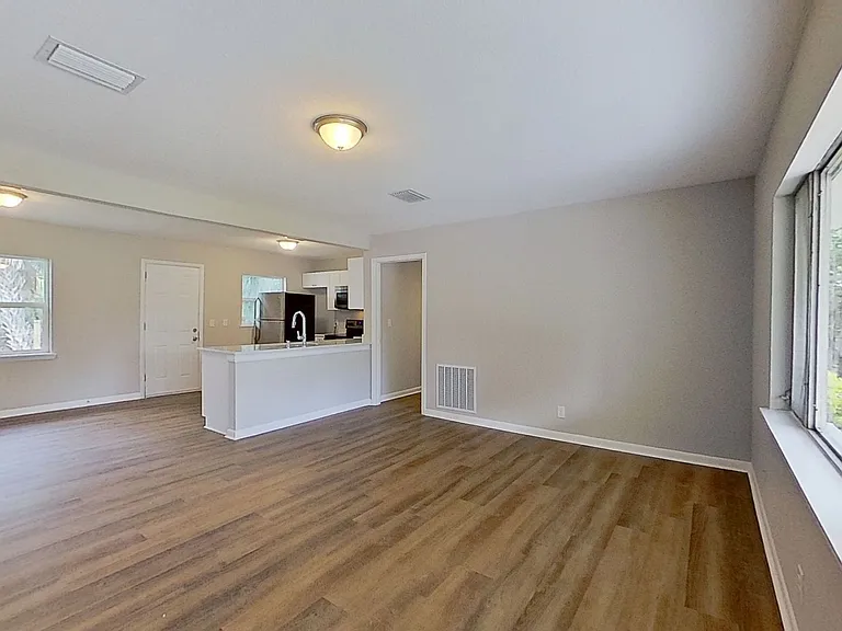 5218 Seaboard Ave — Photo 5