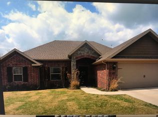 957 Stone St, Cave Springs, AR 72718