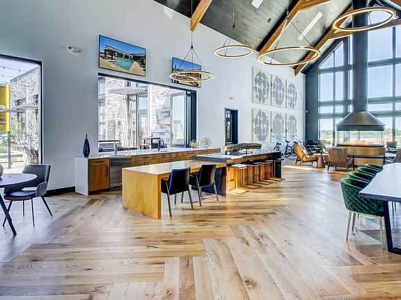 Lobby and Resident Lounge