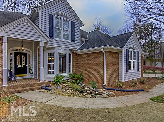 3rd image of 355 Northcrest Dr