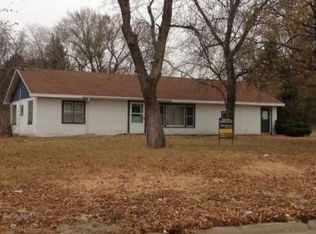 1126 E 2nd St, Ainsworth, NE 69210