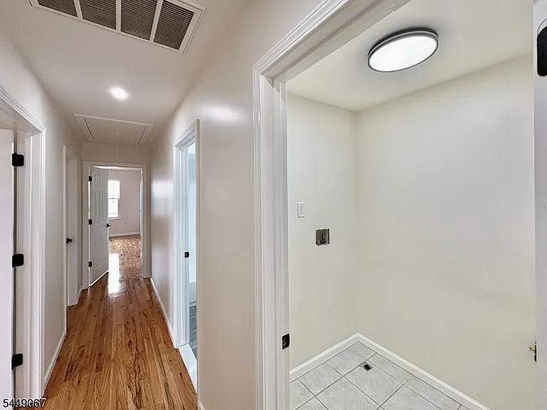 156 Ridgewood Ave #1 — Photo 36