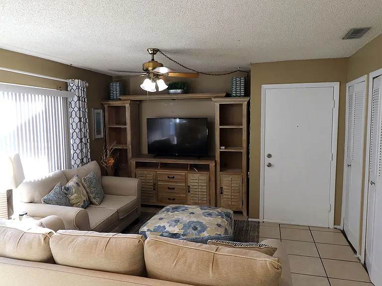 3075 Aaron Burr Ave #C — Photo 4