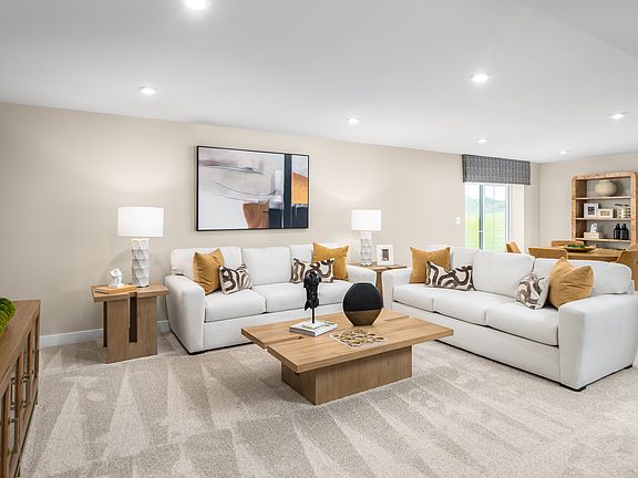 Saint Lawrence w Finished Basement