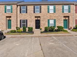 351 Furlong View Ct, Lexington, KY 40511