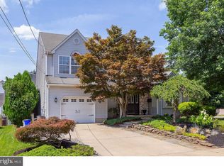 413 Oakland Ave, Bellmawr, NJ 08031