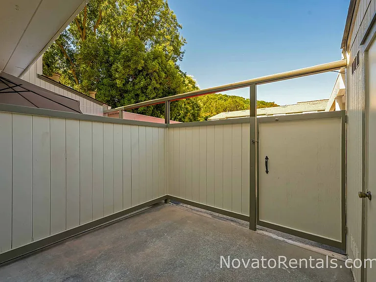 116B Oliva Ct — Photo 23