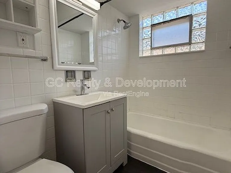 2701 N Sayre Ave #1 — Photo 16
