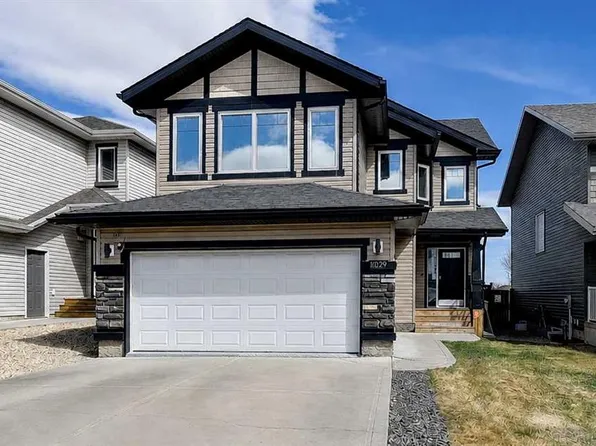 10229 W 87th St, Grande Prairie, AB T8X 0M5