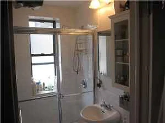 Rented by Living New York | media 57