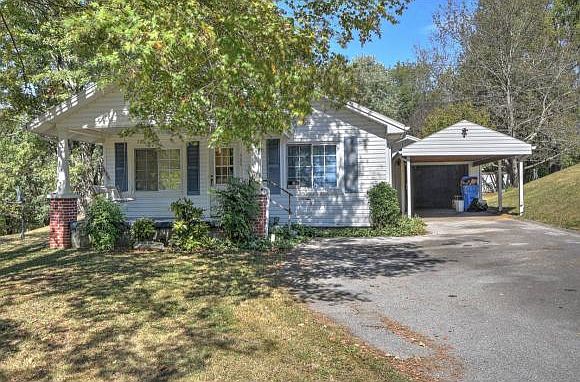 1st image of 525 Meadow Brook Ave