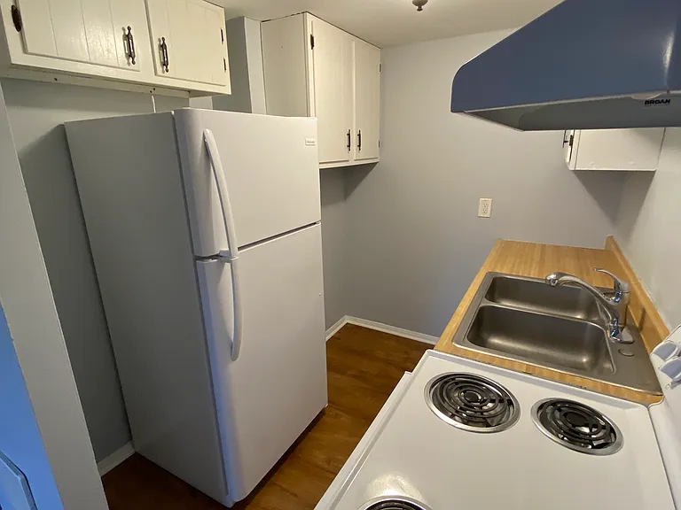 2422 Highland Dr #6 — Photo 7
