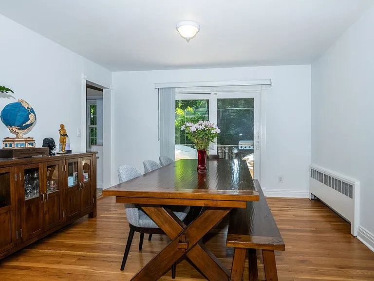18 Carlyle Pl — Photo 13
