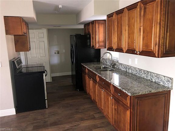 2nd image of 11571 McKenna Ave