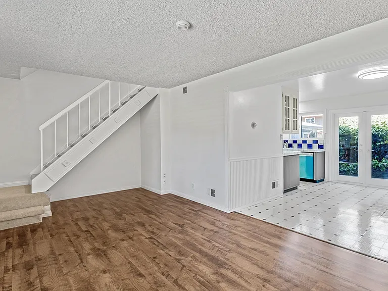 38055 Buxton Cmn — Photo 3