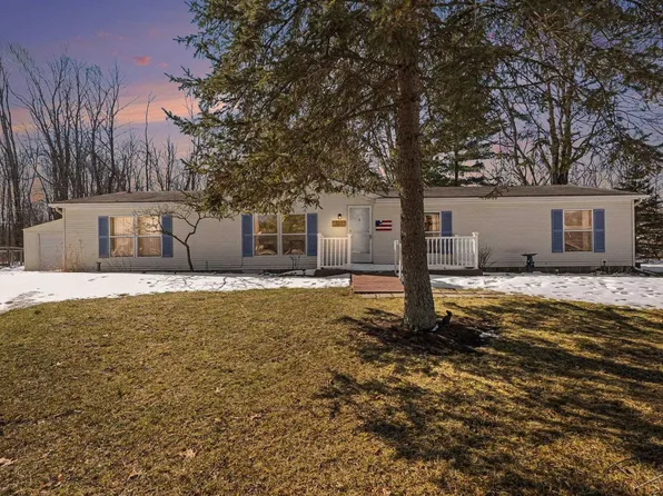 7247 Timber Trl, Port Hope, MI 48468