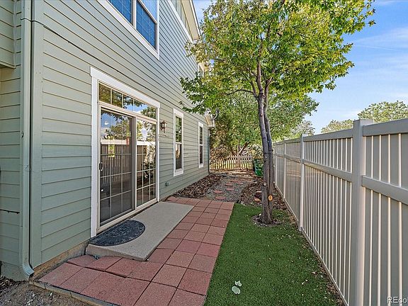 3rd image of 9135 W 107th Place