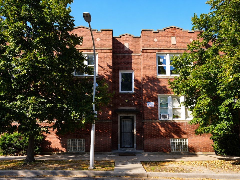 1st image of 510 W 75th St