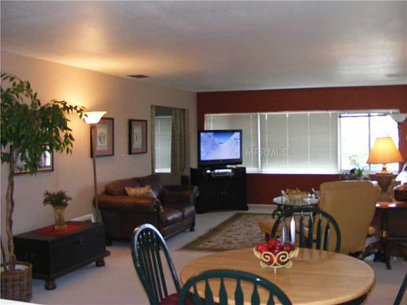 5th image of 100 Bluff View Dr APT 305A