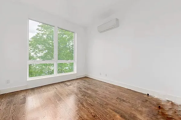 Rented by Rentall Group Inc | media 4