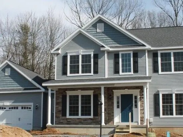 10 Sally Street, Mechanicville, NY 12118