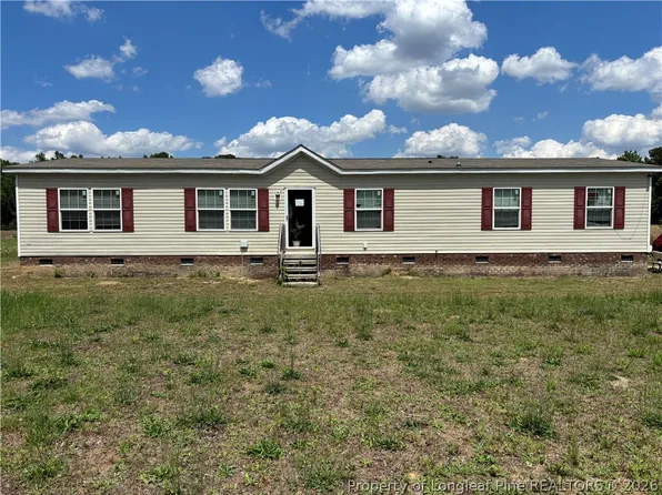 63 Newton Rd, Red Springs, NC 28377